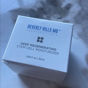 Beverly Hills MD Deep Regenerating Stem Cell Moisturizer